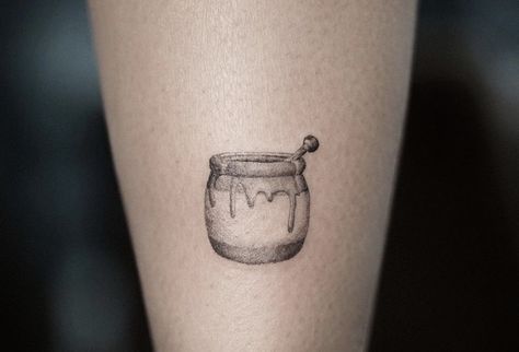 Honeypot Tattoo Simple, Honey Bottle Tattoo, Honeybun Tattoo, Honey Pot Tattoo Simple, Winnie The Pooh Honey Pot Tattoo, Small Honey Jar Tattoo, Honey Tattoo Ideas, Jonah Tattoo, Honeypot Tattoo