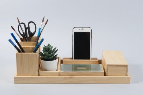 Wood Desk Organizer Gift For Men And Women, Office Desk Accessories For Best Friend Gift by SmartSpaceFurniture on Etsy https://www.etsy.com/listing/738439376/wood-desk-organizer-gift-for-men-and Desk Accesories, Diy Desk Accessories, Office Desk Gifts, Modern Desk Accessories, Wood Desk Organizer, Organization Office, Aesthetic Office, Diy Pallets, Wooden Desk Organizer