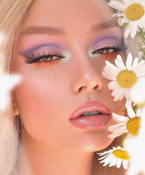 Editorial Make-up, Spring Makeup Trends, Festival Make Up, Tinted Brow Gel, Make Up Inspiration, Beauty Make-up, Glow Skin, Spring Makeup, Editorial Makeup