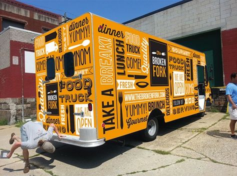 broken Food Truck Wrap Ideas, Food Truck Color Ideas, Food Truck Wrap Design Ideas, Food Truck Wrap Design, Food Truck Designs, Street Fast Food, Mobile Food Trailer, Food Carts For Sale, Foodtrucks Ideas