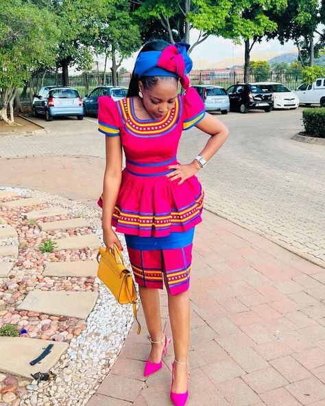 Sepedi Traditional Dresses For Black Women's Sepedi Traditional Wedding Dresses, Sepedi Traditional Attire, Sesotho Traditional Dresses, Pedi Traditional Attire, Sepedi Traditional Dresses, African Dress Patterns, South African Traditional Dresses, African Traditional Wear, African Traditional Wedding Dress