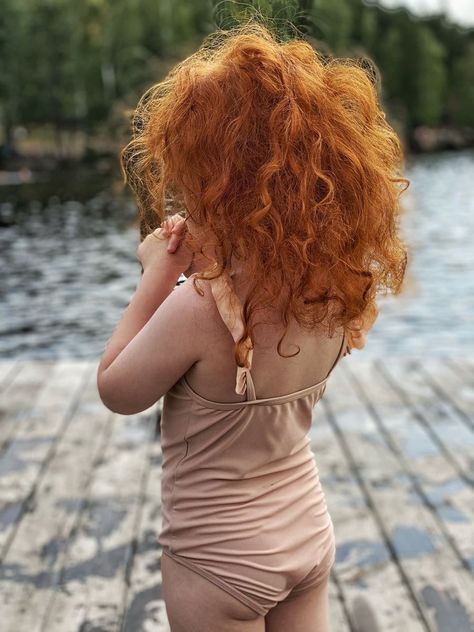 Red Hair Baby Girl, Red Hair Baby, Ginger Baby, Friends Or Lovers, Ginger Babies, Pretty Redhead, Red Curly Hair, Ginger Girls, Orange Hair