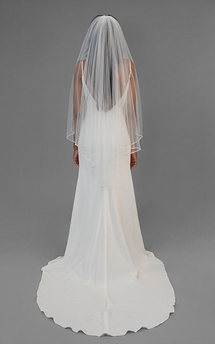 Elbow Length Veil Hair Down, Hip Length Veil, Medium Veil Wedding, Veil Fingertip Length, Finger Tip Length Veil, Minimalist Wedding Veil, Knee Length Veil, Waist Length Veil, Fingertip Veil Hair Down