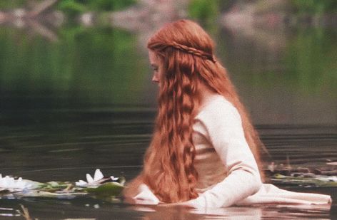 Daisy Ridley Ophelia, Ophelia 2018, Hamlet And Ophelia, John Bennett, Roi Arthur, Water Nymphs, Fantasy Magic, Daisy Ridley, Redhead Girl