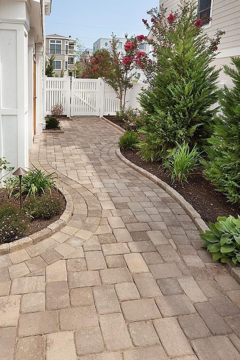 Front Walkway Landscaping, Walkway Landscaping, Side Yard Landscaping, Patio Pavers Design, Brick Walkway, Pathway Landscaping, Driveway Landscaping, Front Landscaping, Have Inspiration