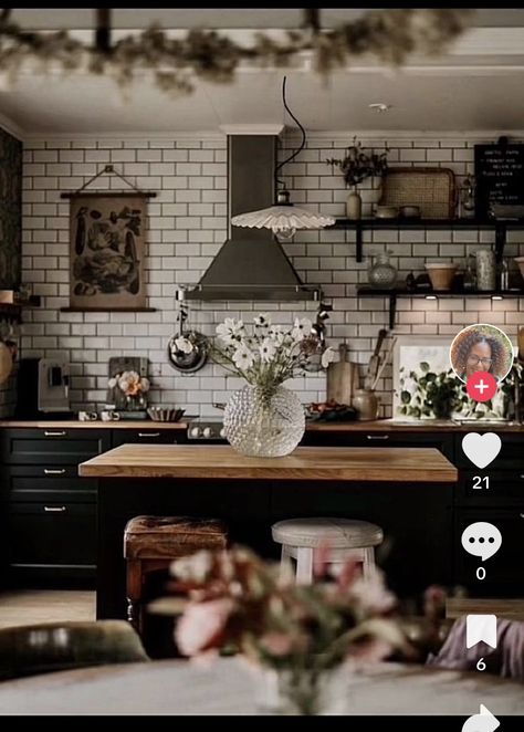 Dark Cottage Home Decor, Dark Acedamia Kitchen, Dark Academia Aesthetic Dining Room, Dark Rustic Home Decor, Tavern Kitchen, Academia Kitchen, Dark Academia House, Dark Academia Kitchen, Academia House