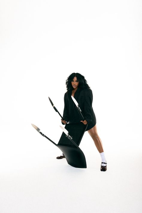 sza Sza Singer, Ghost In The Machine, Vintage Poster Design, Normal Girl, Kill Bill, Photoshoot Concept, Birthday Photoshoot, Concert Posters, Photography Inspo