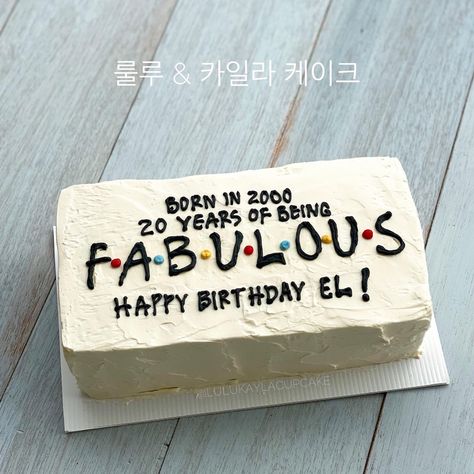 Mini Rectangle Cakes, Rectangle Cake Designs For Men, Rectangular Birthday Cake, Pastel Rectangular, Cake Design For Men, Birthday 20, Rectangular Cake, Real Aesthetic, Rectangle Cake