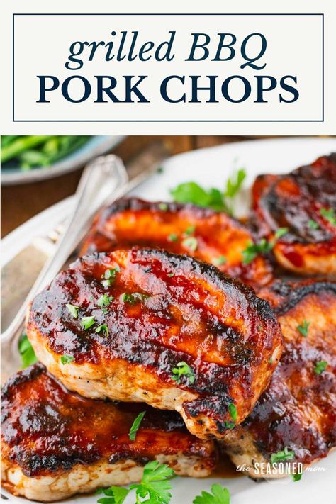 The best summer meal! Whether you're entertaining friends for a cookout or just preparing a quick weeknight dinner, these juicy and tender grilled bbq pork chops always win rave reviews. Best Grilled Pork Chops, Cheese Cornbread, Pork Chop Recipes Grilled, Bbq Pork Chops, Easy Pork Chop Recipes, Pork Chop Dinner, Grilled Pork Chops, Summer Meal, Boneless Pork Chops