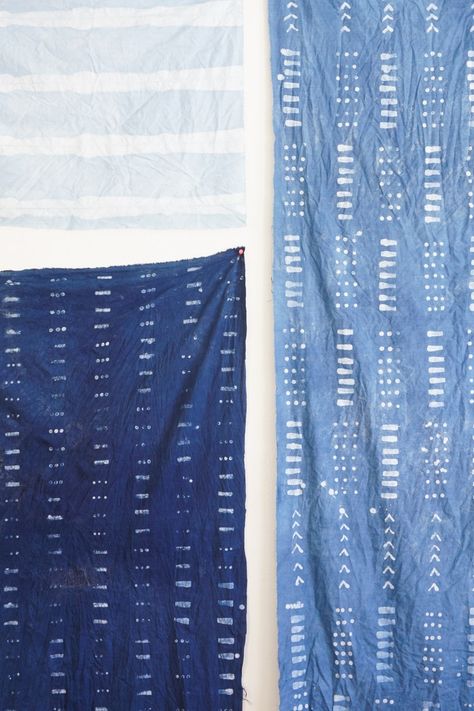 Make a Batik Indigo Mudcloth | Francois et Moi Ticking Stripe Curtains, Dye Curtains, Polka Dot Curtains, Shibori Diy, Indigo Dyed Fabric, Indigo Mudcloth, Drop Cloth Curtains, Shibori Dye, Shibori Tie Dye