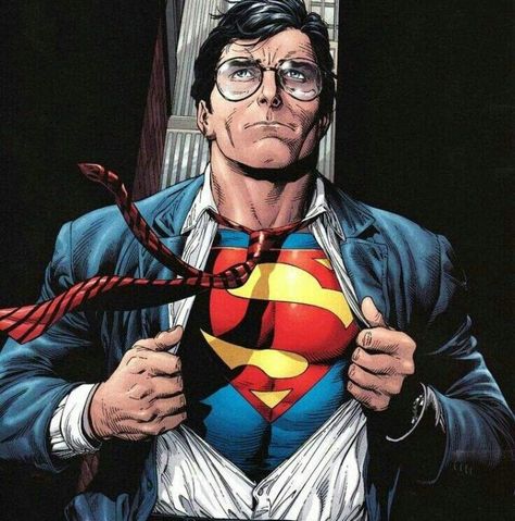 Superman Clark Kent, Superman Tattoos, Gary Frank, Superman Drawing, Superman Dc Comics, Superman Artwork, Kal El, Dc Comics Wallpaper, Superman Family