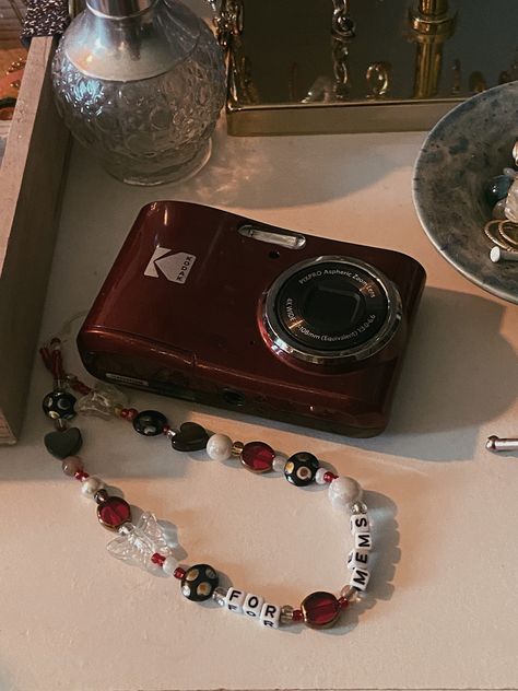 Camcorder Decorated, Digital Camera Charm Strap, Decorated Polaroid Camera, Red Digital Camera Aesthetic, Digital Camera Charm, Cute Camera Strap, Camera Decor Ideas, Camera Charm Strap, Digital Camera Aesthetic Decorated