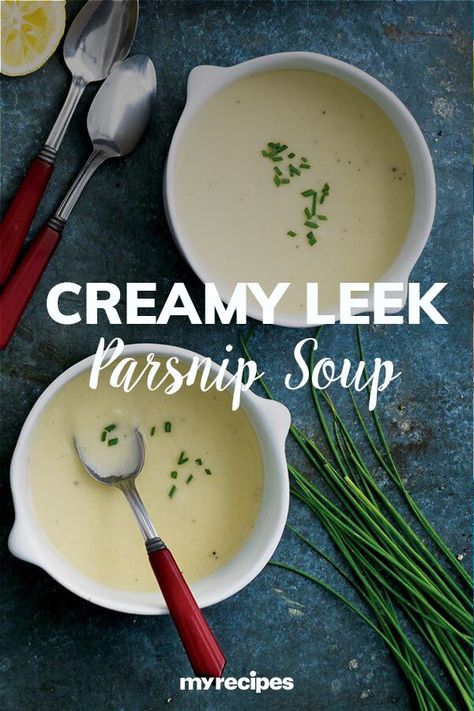 This delicious Creamy Leek and Parsnip Soup is perfect for serving on a chilly fall evening.#souprecipes #soupinspiration #soup #stew #chili #soupideas Soup With Leeks, Low Calorie Soup Recipe, Leeks Recipe, Parsnip Soup, Low Calorie Soup, Aip Paleo Recipes, Fall Evening, Cold Soup, Leek Soup