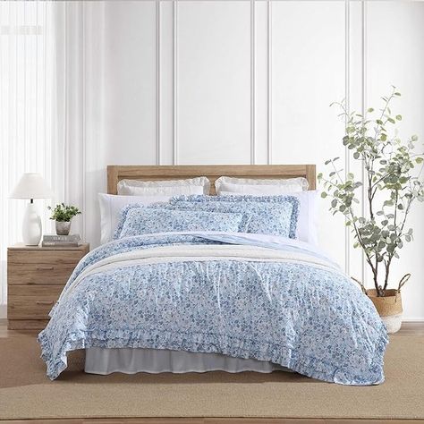 Amazon.com: Laura Ashley - Queen Quilt Set, Premium Microfiber Bedding with Matching Shams, Floral Home Decor with Ruffle Embellishments (Quartet Ruffled Blue, Queen) : Home & Kitchen Bougie Bedroom, Dorm Quilt, Pink Quilt Set, Bedroom Revamp, Ruffle Quilt, Bedroom 2024, Blue Bedding Sets, King Quilt Sets, Pick Stitch