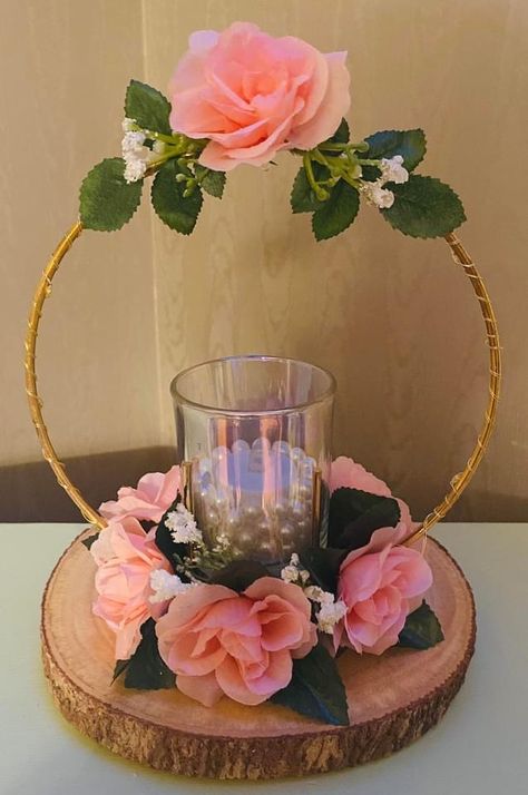 Dollar Store Wedding Centerpieces, Dollar Store Wedding, Dekoratívne Vence, Quinceanera Centerpieces, Wedding Floral Centerpieces, Dollar Tree Decor, Kraf Diy, Diy Centerpieces, Diy Candy