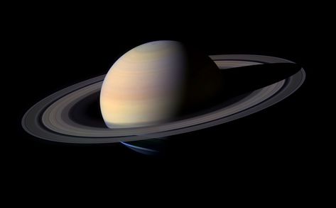 Saturno, Saturn wallpaper #Space #8K #wallpaper #hdwallpaper #desktop Outer Space Wallpaper, Galaxy Artwork, Planet Ring, Saturn Planet, Wallpaper Maker, Planets Wallpaper, Galaxy Background, Black Background Wallpaper, Hd Wallpaper Iphone