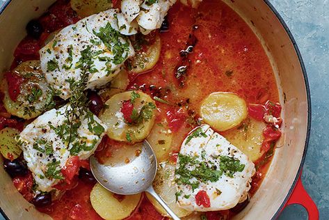 Cod en Cocotte with Tomatoes, Olives & Chorizo recipe Essen, Cod Recipes, Best Cod Recipes, Canned Plums, Chorizo Recipes, Seafood Chowder, Bistro Food, Seafood Stew, French Cooking