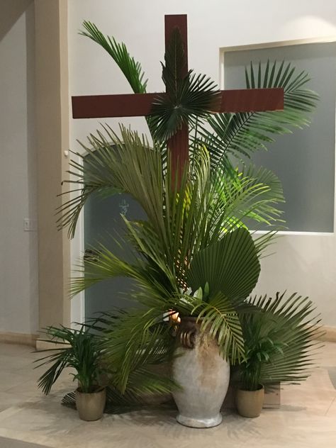 Easter Sunday Decorations, Easter Altar Decorations, Easter Church Flowers, Lent Decorations For Church, Church Stage Decor, Easter Photo Backdrop, Sanctuary Decor, Palm Sunday Decorations, Easter Church Decorations