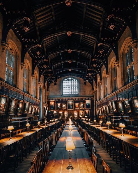 College Dining Hall, Oxford College, England Aesthetic, Oxford England, White Culture, Images Harry Potter, College Aesthetic, Hogwarts Aesthetic, Dream College