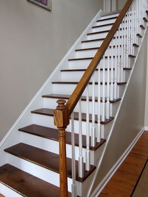 she ripped the carpet off her stairs and painted them, i want to do this!! then i wouldn't have to vacuum the stairs anymore :) Redo Stairs, Diy Staircase Makeover, Stairs Makeover Ideas, White Staircase, Painted Staircases, Foyer Staircase, Open Trap, Stair Makeover, Diy Staircase