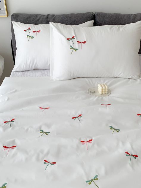 Dragonfly Embroidered Duvet Cover Set Without Filler | SHEIN USA Crochet Bed Sheet, Crochet Bedsheet, Bedsheet Ideas, Bedsheets Ideas, Hand Embroidered Bedspread, Bed Sheets Sale, Embroidered Sheets, Bed Sheet Painting Design, Crochet Bed