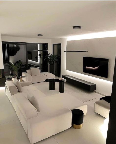 Apartment Living Room Inspiration Minimalist, Dark Home Aesthetic Modern, Living Room Chair Inspiration, Modern Minimalist House Interior Living Rooms, Black And White House Interior, Modern Apartment Decor Living Room, Luxury Apartment Living Room, Bedroom Aesthetic Minimalist, Home Decor Ideas Luxury