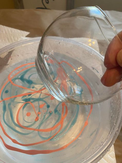 Nail Polish Dipped Seashells, Nail Polish Dipped Water Marbling Ornaments, Glass Nail Polish, Glass Coasters Diy Ideas, Nail Polish In Water Diy Dips, Nail Polish Water Marbling, What To Do With Old Nail Polish, Nail Polish Ornaments, Paint Pouring On Glass Vase