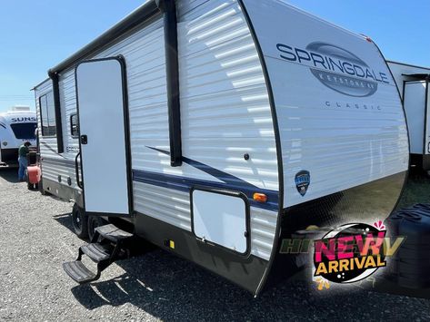 New 2024 Keystone RV Springdale Classic 200RLC Travel Trailer at Hitch RV | Boyertown, PA | #25389 Bunkhouse Camper, Rv Videos, Used Campers, Fifth Wheel Toy Haulers, Rv Travel Trailers, Grand Lodge, Keystone Rv, Forest River Rv, Park Models