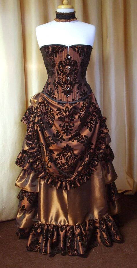 Gothic Fashion Victorian, Mode Steampunk, Steampunk Couture, Victorian Corset, Fashion Goth, Steampunk Dress, Steampunk Wedding, Gothic Design, Steampunk Costume