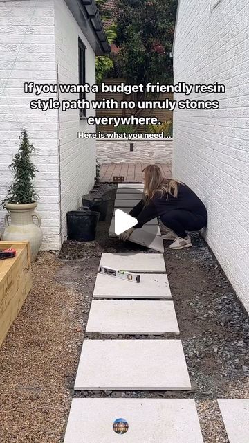 Before and After Houses 🏚 on Instagram: "✨Resin style path on budget? Yes, please ✨
Seriously, how good does this look? In love with the new look.
To keep the stones in place, I used this stone and mulch binder from @easihold by @vubaresinproducts , and it is an absolute must have for your garden paths, borders, flower beds, planters, stepping stones or patios. If you are tired of messy gardens & loose stones and you want your gravel, mulch, rubber, or pine straw to stay put, this is your answer. I first tried this product last year and  honestly, the results are priceless and the application process is super easy too.
Via• @mishkashoe
Recommended method for areas like pathways and a large scale projects like this would be the mix method but you can also apply it using the sprayer and the Side Of House Landscaping Ideas Pathways, Resin Pathway Ideas, Walk Path Ideas Front Yards, Side Of House Walkway, Side Yard Ideas, Messy Garden, Yard Oasis, Gravel Pathway, Pea Gravel Patio