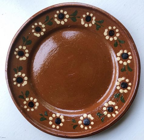 Mexican Plates And Bowls, Mexican Talavera Plates, Terracotta Mexican Decor, Mexican Pottery Plates, Hispanic Plates, Mexican Hacienda Decor Kitchen, Mexican Style Plates, Mexican Pottery Art, Mexican Bowls Pottery