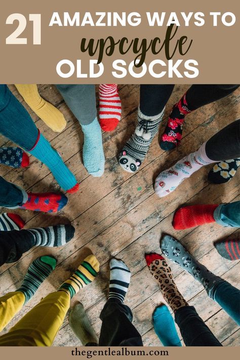 21 creative ways to reuse old socks to avoid waste and give them a new #Upcycling #Old_Socks_Ideas_Diy_Crafts #Upcycling_Ideas_Clothes #Used_Socks Old Socks Ideas Diy Crafts, Old Socks Ideas, Denim Diy Upcycling, Clothes Upcycling Ideas, Upcycling Ideas Clothes, Used Socks, Denim Bag Diy, Denim Bag Patterns, Diy Socks