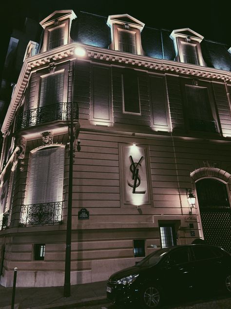 Saint Laurent Paris Aesthetic, Saint Laurent Aesthetic Vintage, Saint Laurent Aesthetic Wallpaper, Ysl Museum, Yves Saint Laurent Aesthetic, Ysl Dark Aesthetic, Ysl Store, Yves Laurent, Saint Laurent Aesthetic