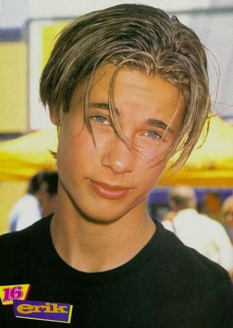 Erik von Detten from the Disney Channel original movie Brink!! #memories | The 25 Most Important Middle Parts In History Erik Von Detten, 90s Hairstyles Men, Teen Haircuts, 90s Haircuts, Surfer Hair, Michael Murray, 90s Teen, Middle Part Hairstyles