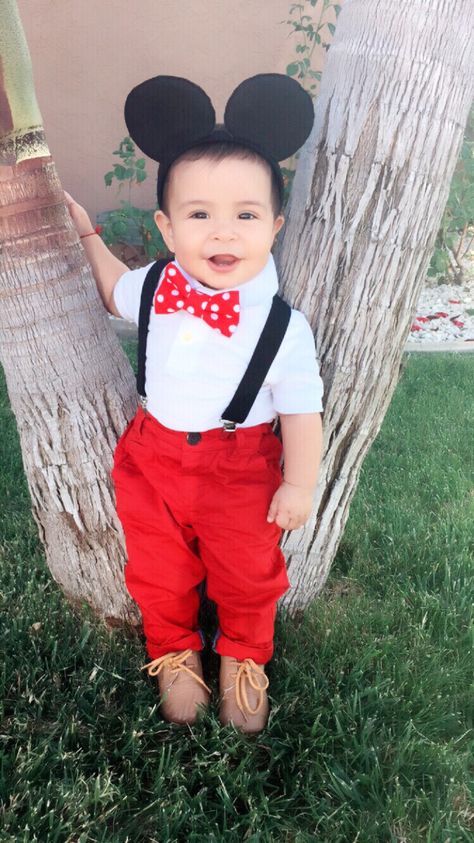 Mickey Mouse Baby Costume, Birthday Decoration Mickey Mouse, Mickey Mouse Outfit For Boys, Kiddie Outfit, Mickey Mouse Birthday Party Ideas 1st, Mickey Mouse Backdrop, Mickey Mouse Birthday Outfit, Mickey Costume, Mickey Birthday Cakes