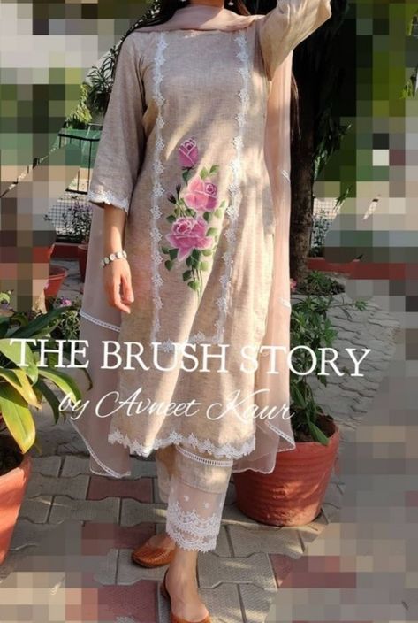 Hand Painted Salwar Suits, Hand Painted Suits Punjabi, Hand Painted Kurti Designs, Stain Stitch, Drawing Embroidery, Painted Suits, Tshirt Embroidery, Bracelet Embroidery, Embroidery Animals