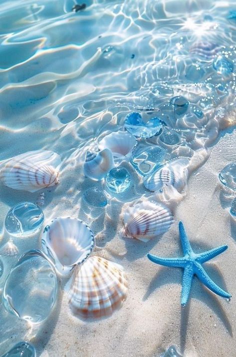 Beach Background Aesthetic Landscape, Summer Blues Quotes, Cute Aesthetic Beach Wallpaper, Cute Water Wallpapers, Blue Beach Wallpaper, Water Wallpaper Aesthetic, Blue Astetic Photos, Beautiful Blue Wallpaper, Summer Blue Aesthetic