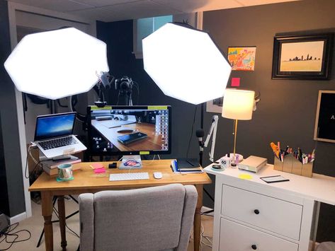 You Tube Studio Setup, Vlog Room Home Office, Youtuber Rooms Studio, Vlog Room Setup, Home Office Youtube Studio, Youtube Office Setup, Home Video Studio Setup, Youtube Set Up, Youtube Filming Setup