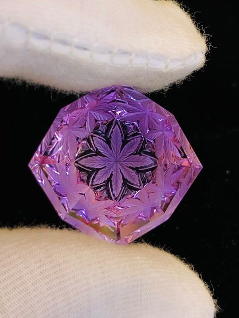 Carved Gemstones Jewelry, Fantasy Gemstone, Gem Shapes, Hexagon Jewelry, Carved Gemstones, Gem Names, Gemstone Art, Purple Gems, Faceted Gems