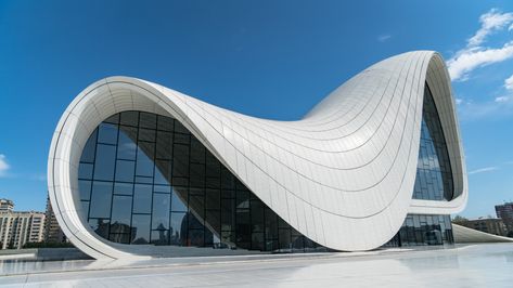 Zara Hadid Architecture, Weird Buildings, Body Architecture, Hadid Architecture, Santiago Calatrava Architecture, Parametric Architecture, Santiago Calatrava, Generative Design, Zaha Hadid Architects