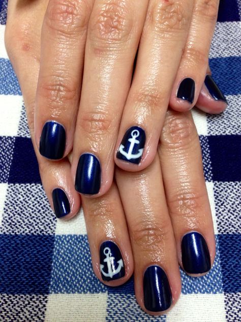 Nautical Nails, Blue Nail, Anchor Nail Designs, Anchor Nail Art, Anchor Nails, Cruise Nails, Navy Nails, Essie Gel, Instagram Nails