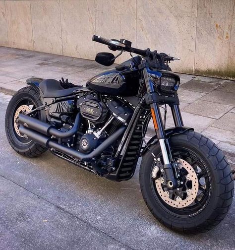 Harley Fat Bob, Dyna Super Glide Sport, Harley Davidson Dyna Super Glide, Harley Davidson Fat Bob, Custom Motorcycles Harley, Mercedes Benz E550, Fat Bob, Bobber Bikes, Biker Lifestyle