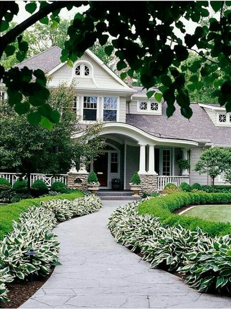 Simply Southern — alwayswhattheheartwants: Southern Living,... Luxury Landscape Design Front Yards, Garden Landscaping Design Ideas, Front Yards Curb Appeal, Cheap Landscaping Ideas, Walkway Landscaping, Pathway Landscaping, Walkways Paths, Front Walkway, Front Yard Design