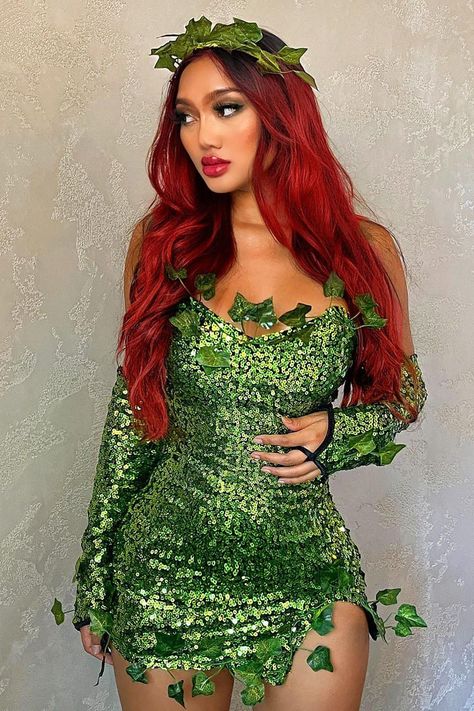 Red Head Halloween Costumes, Poison Ivy Halloween Costume, Ivy Costume, Strapless Sequin Dress, Poison Ivy Costumes, Hot Halloween Outfits, Red Wig, Pretty Halloween Costumes, Duo Halloween Costumes