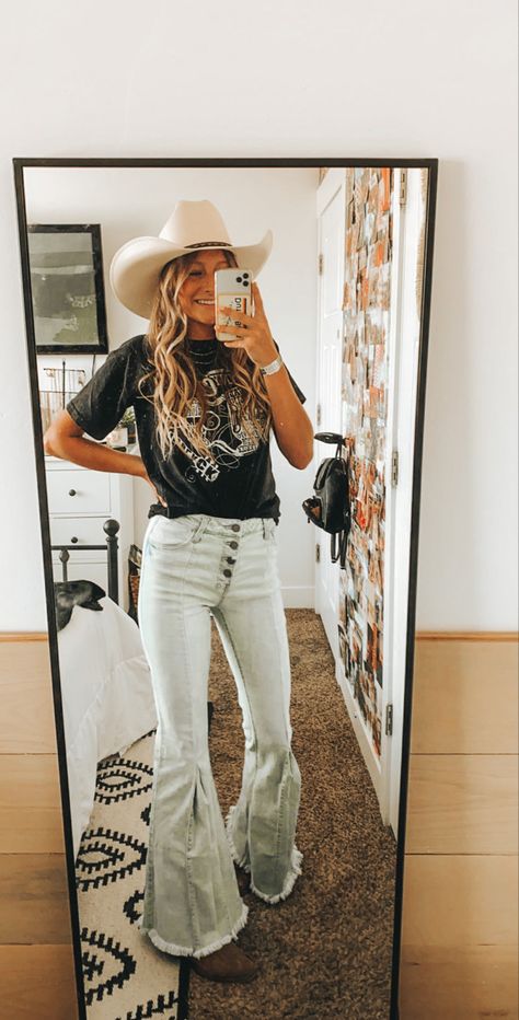 Flare Jean Country Concert Outfit, Taco Night Outfit, Country Concert Outfit Black Jeans, Morgan Wallen Concert Outfit Flare Jeans, Leather Pants Country Concert, Country Concert Outfit Black Bell Bottoms, Country Concert Outfit Long Sleeve, Country Dancing Outfit Night Out, Cold Country Concert Outfit