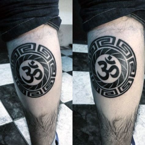 Pattern Male Om Leg Calf Tattoo With Black Ink Ohm Tattoo, Trishul Tattoo Designs, Tattoo Ideas Males, Om Tattoo Design, Tatuagem Masculina Pequena, Tattoo Leg, Ganesha Tattoo, Shiva Tattoo Design, Om Tattoo