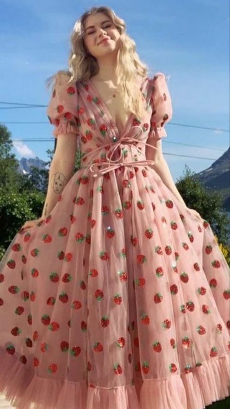 Strawberry Dress Aesthetic, Lirika Matoshi Strawberry Dress, Strawberry Outfit, Lirika Matoshi, Simple Frocks, Beautiful Evening Dresses, Modesty Outfits, Strawberry Dress, Glamorous Dresses