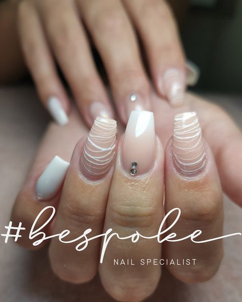 Faded French With Nail Art, Spider Gel French Tip Nails, Spider Gel French Nails, White Spider Gel Nail Art, Nail Spider Gel, Spider Gel Art, Faded French Nails With Art, Nails Faded French, Baby Boomer Nails With Design