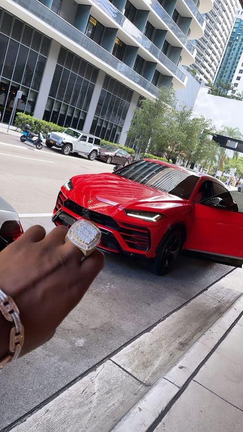 Lambo Truck Aesthetic, Miami Cars, Lambo Truck, Wealthy Lifestyle Luxury, Lip Pictures, Hypebeast Iphone Wallpaper, Dodge Charger Hellcat, Credit Cars, Girls Driving