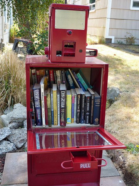 Little Free Library #1967 | Flickr. What a great idea to use an old newspaper vending machine. Little Free Library Plans, Tiny Library, Street Library, Garden Library, Library Plan, Newspaper Stand, Fun Halloween Party Games, Mini Library, Lending Library